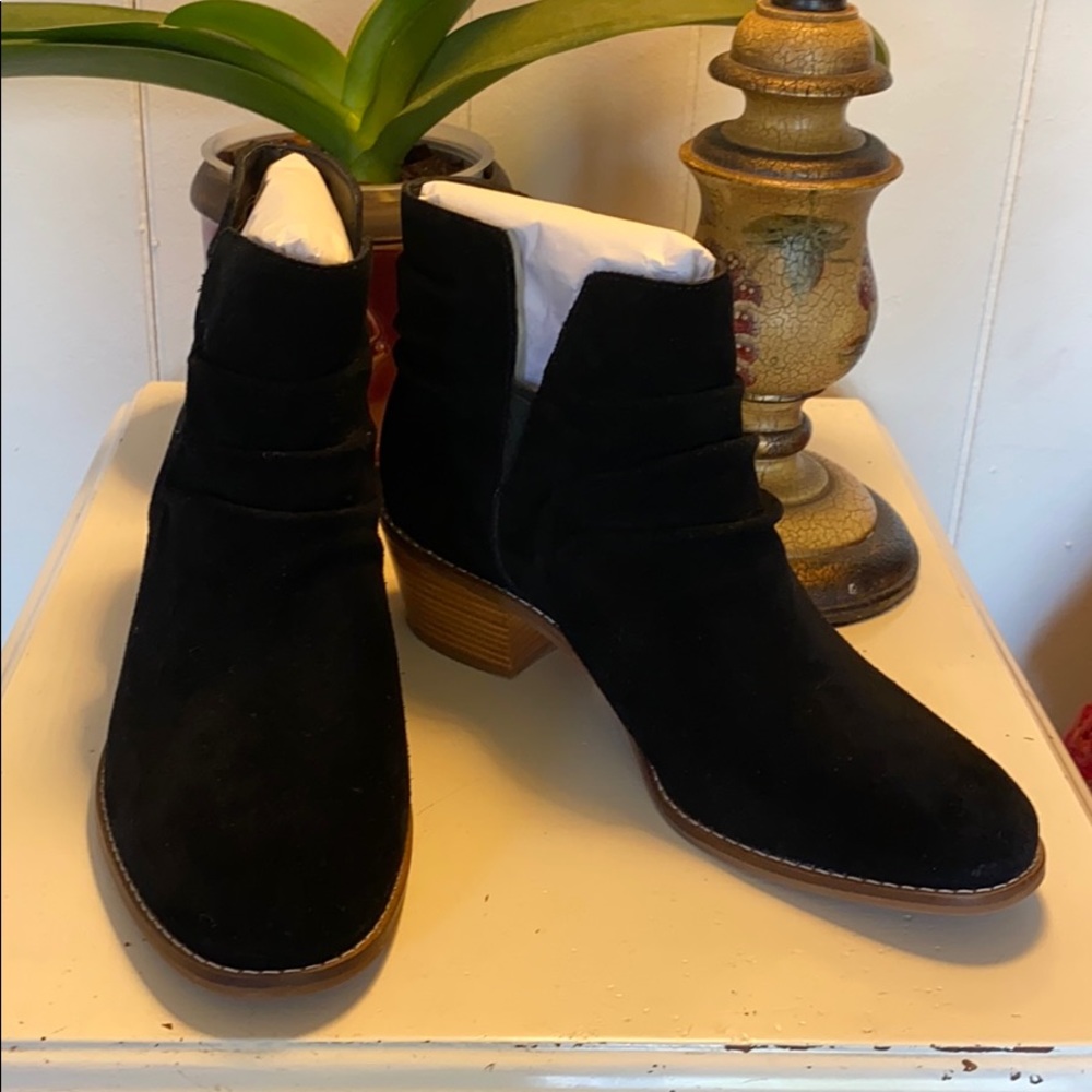COLE HAAN Alayna Slouch Bootie